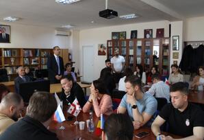 Beynəlxalq Forumda panel müzakirələr təşkil olundu - FOTOLAR