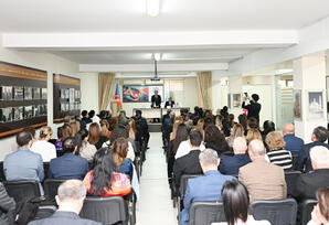 Yeni Azərbaycan Partiyası Səbail rayon təşkilatında ərazi partiya təşkilatlarının rəhbərləri ilə görüş keçirilib