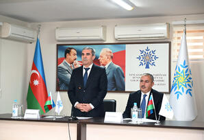 Yeni Azərbaycan Partiyası Səbail rayon təşkilatında ərazi partiya təşkilatlarının rəhbərləri ilə görüş keçirilib