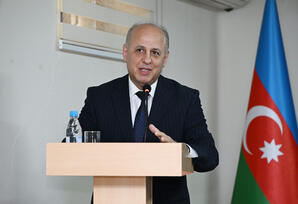 Yeni Azərbaycan Partiyası Səbail rayon təşkilatında ərazi partiya təşkilatlarının rəhbərləri ilə görüş keçirilib