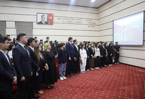 Azərbaycanda dövlət gənclər siyasəti - FOTOLAR