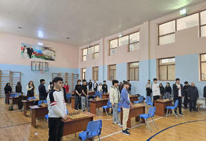 Yasamalda şahmat üzrə yarışı baş tutub - FOTOLAR