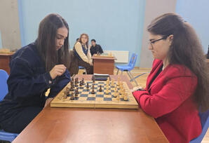 Yasamalda şahmat üzrə yarışı baş tutub - FOTOLAR