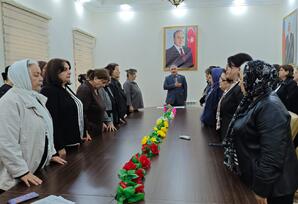 QADIN ADINI VƏ LƏYAQƏTİNİ UCA TUTAN LİDER -FOTOLAR