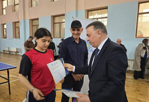 Yasamal rayonunda stolüstü tennis idman növü üzrə yarış keçirilib - FOTOLAR