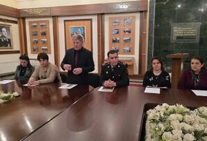 Erkən nikahın hüquqi, tibbi və sosial-psixoloji fəsadları - FOTOLAR