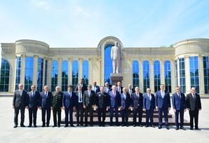 “Azərbaycanın siyasi, iqtisadi, hərbi qüdrətinin inkişafında Heydər Əliyevin rolu” - ŞƏRH