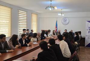 Gənclərlə görüş keçirilib - FOTOLAR