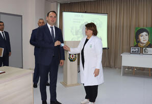 Şəfqət və peşəkarlıq simvolu - FOTOLAR