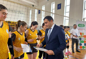 Yasamalda qızlar arasında voleybol turnirinə yekun vurulub - FOTOLAR