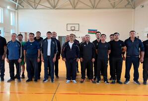 Şəmkirdə təhsil işçiləri arasında basketbol yarışı təşkil olunub - FOTOLAR