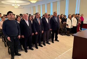 Xəzər rayonunda voleybol yarışının qalibləri mükafatlandırılıb - FOTOLAR