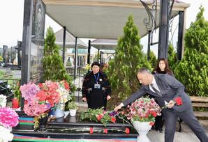 Samux şəhidi Rüstəmov Pərviz Tufan oğlunun məzarı ziyarət olunub - FOTO