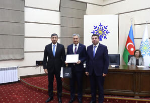 “Ümummilli Lider Heydər Əliyev irsi: Müstəqil Azərbaycanın memarı və milli dirçəlişin müəllifi” -FOTOLAR