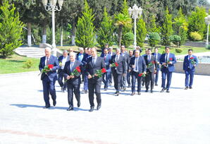 “Heydər Əliyev və dövlətçilik fəlsəfəsi” - FOTOLAR