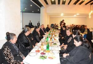 YAP Tərtər rayon təşkilatı tərəfindən Ulu Öndər Heydər Əliyevin anadan olmasının 103-cü ildönümünə həsr olunmuş tədbir keçirib - FOTO