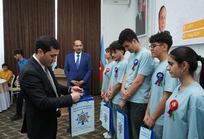 Məktəblilər arasında bilik yarışması - FOTOLAR