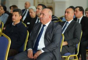 “ Dövlətçilik ənənələrinin möhkəmlənməsində Heydər Əliyevin rolu” - FOTOLAR