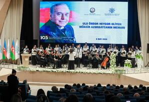 “Ulu Öndər Heydər Əliyev: Müasir Azərbaycanın memarı” - FOTOLAR
