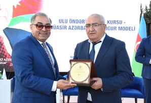 Qaradağ rayonunda Heydər Əliyevin anadan olmasının 103-cü ildönümü qeyd edilib