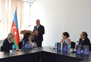 Yeni çapdan çıxmış kitabların təqdimatı