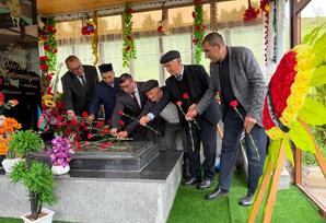 Şəhidin məzarı ziyarət edilərək xatirəsi ehtiramla anıldı