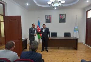 YAP Yardımlı rayon təşkilatının qərargahında fəallarla görüş keçirilib