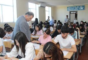 Yaz semestrinin imtahan sessiyası