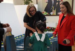 1 İyun- Uşaqların Beynəlxalq Müdafiəsi Günü ilə əlaqədar olaraq Bakı şəhəri 2 saylı Uşaq evi sosial xidmət müəssisəsi ziyarət olunub - FOTOLAR