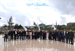YAP Yasamal rayon təşkilatının nümayəndələri Qarabağa səfər edib - FOTOLAR