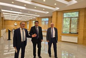“Heydər Əliyev mühazirələri” layihəsinin növbəti qonağı Tahir Rzayev olub - FOTO