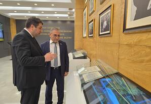“Heydər Əliyev mühazirələri” layihəsinin növbəti qonağı Tahir Rzayev olub - FOTO