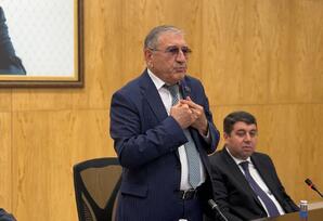 “Heydər Əliyev mühazirələri” layihəsinin növbəti qonağı Tahir Rzayev olub - FOTO