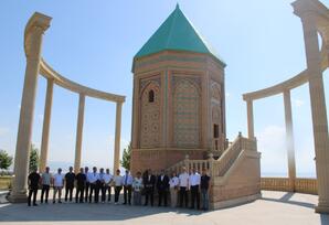 YAP Nizami rayon təşkilatı Milli Qurtuluş Gününü Naxçıvanda silsilə tədbirlərlə qeyd edib
