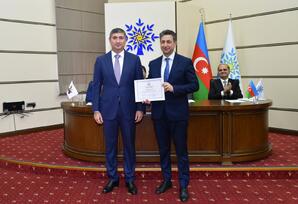 Yasamal rayonunda 17 İyun-Tibb İşçilərinin Peşə Bayramı Gününə həsr olunmuş tədbir keçirilib - FOTO