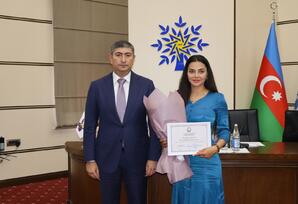 Yasamal rayonunda 17 İyun-Tibb İşçilərinin Peşə Bayramı Gününə həsr olunmuş tədbir keçirilib - FOTO