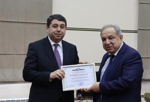 Yasamal rayonunda 17 İyun-Tibb İşçilərinin Peşə Bayramı Gününə həsr olunmuş tədbir keçirilib - FOTO