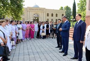 Samux rayonunda “17 İyun - Səhiyyə İşçilərinin Peşə Bayramı Günü” münasibətilə tədbir keçirilib - FOTO