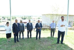 Səyyar qəbul keçirilib, şəhidlərin məzarı ziyarət edilib