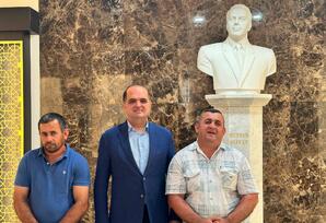 Müraciətlər həllini tapır...
