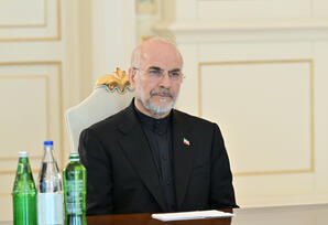 İlham Əliyev Məhəmməd Baqir Qalibafın başçılıq etdiyi nümayəndə heyətini qəbul edib