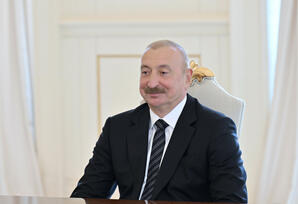 İlham Əliyev Məhəmməd Baqir Qalibafın başçılıq etdiyi nümayəndə heyətini qəbul edib