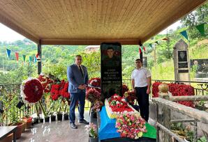Vətənin şəhid oğluna  ehtiram -;ŞƏRH