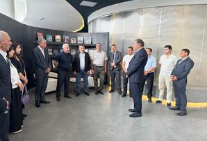 YAP Kəlbəcər rayon təşkilatı Gəncə Memorial Kompleksini ziyarət edib