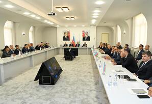 YAP Nərimanov rayon təşkilatının Ərazi Partiya Təşkilatında partiya üzvləri ilə görüş keçirilib - FOTO