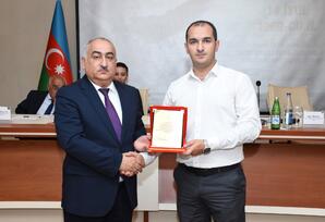 “Ulu Öndər Heydər Əliyev yolu: müstəqilliyin, Zəfərin və Böyük Qayıdışın təməli” - FOTOLAR