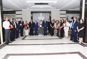“Ulu Öndər Heydər Əliyev yolu: müstəqilliyin, Zəfərin və Böyük Qayıdışın təməli” - FOTOLAR