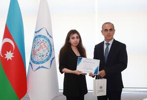 “Milli Mətbuat - dövlətçilik və milli dəyərlərin keşikçisi” adlı tədbir keçirilib - FOTOLAR