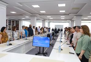 “Milli Mətbuat - dövlətçilik və milli dəyərlərin keşikçisi” adlı tədbir keçirilib - FOTOLAR