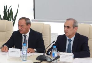 “Milli Mətbuat - dövlətçilik və milli dəyərlərin keşikçisi” adlı tədbir keçirilib - FOTOLAR
